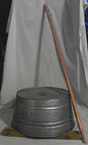 Traditional washtub bass